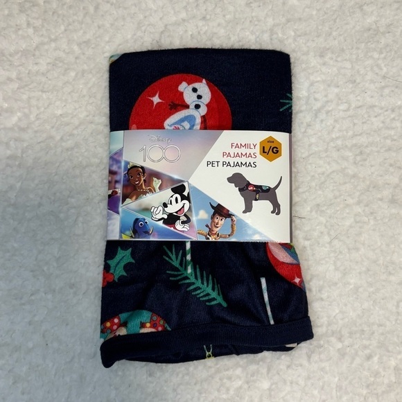 Disney Pet Dog Blue Christmas Allover Print Pajama Style Cape Size Large - Picture 1 of 6
